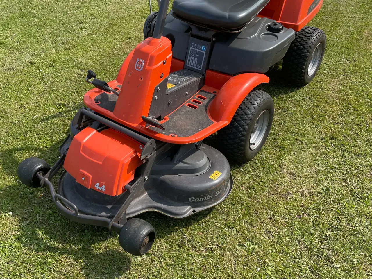Billede 5 - Husqvarna R16C AWD 4x4 Havetraktor