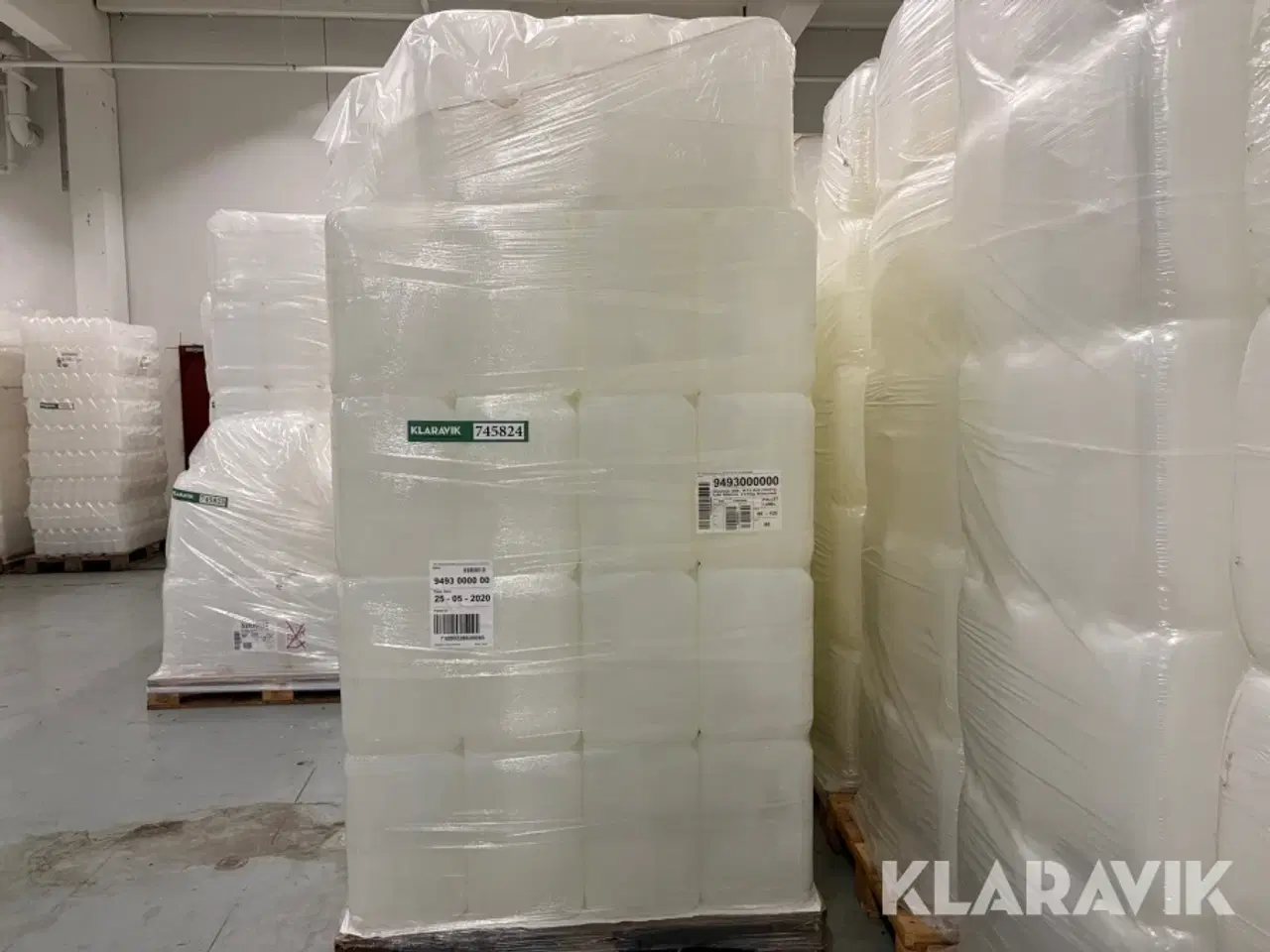 Billede 2 - Plastikflasker Kambo 9493 - 11 paller af 60 stk