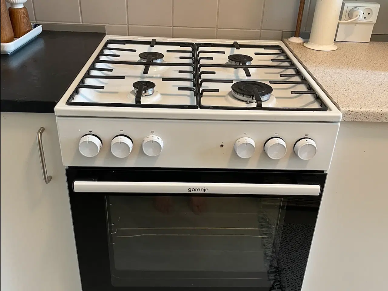 Billede 1 - Gorenje gaskomfur med elovn GK6A60WH