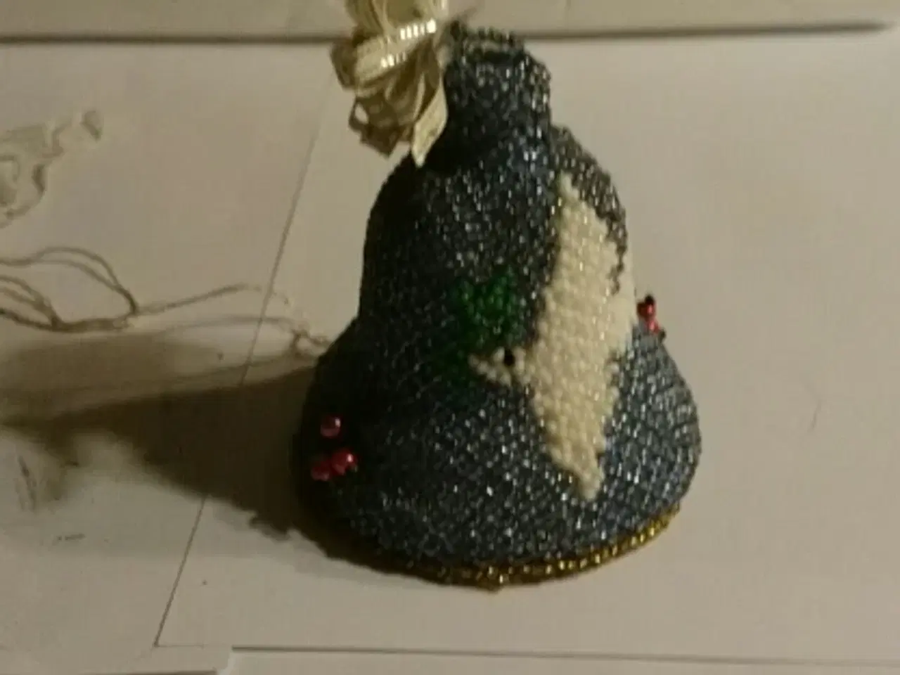 Billede 1 - Perle klokkeden er blå