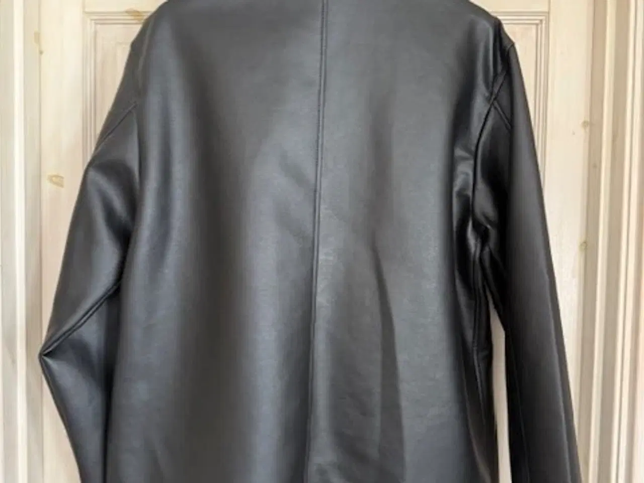 Billede 4 - Herre jakke Flot Stilren ( HELT NY )