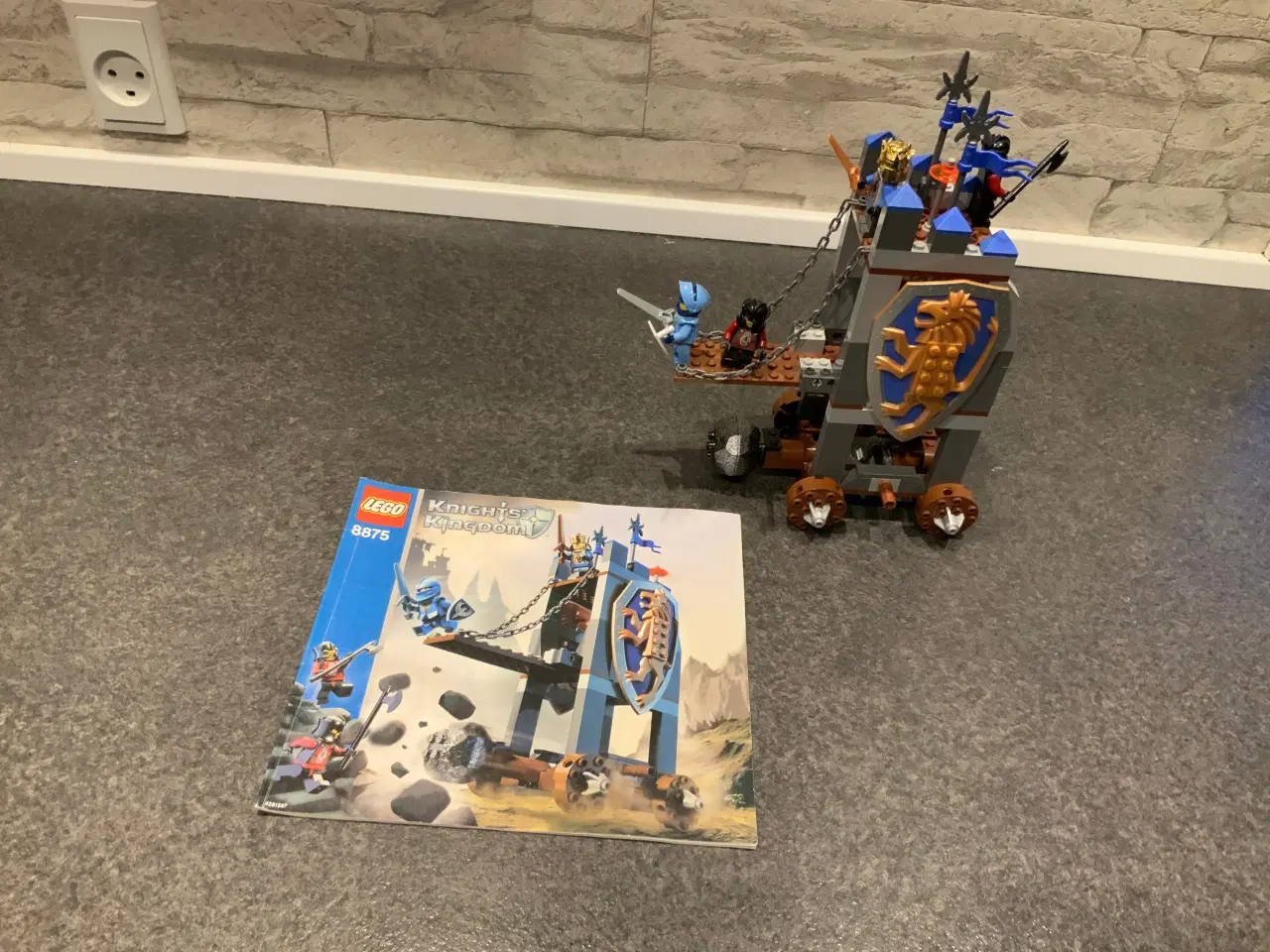 Billede 2 - Lego knights kingdom 8875
