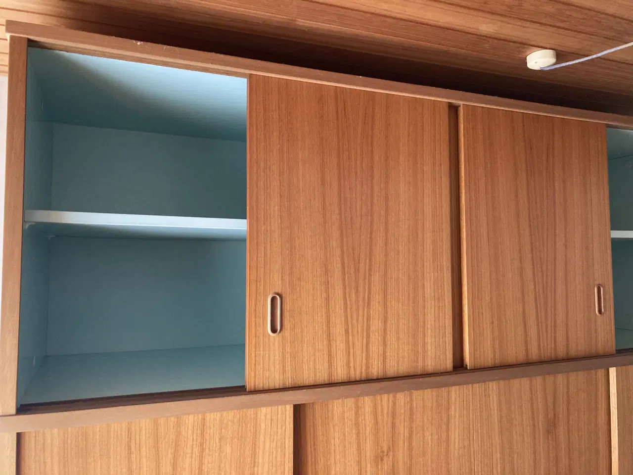 Billede 7 - Klædeskab teaktræ tøjskab