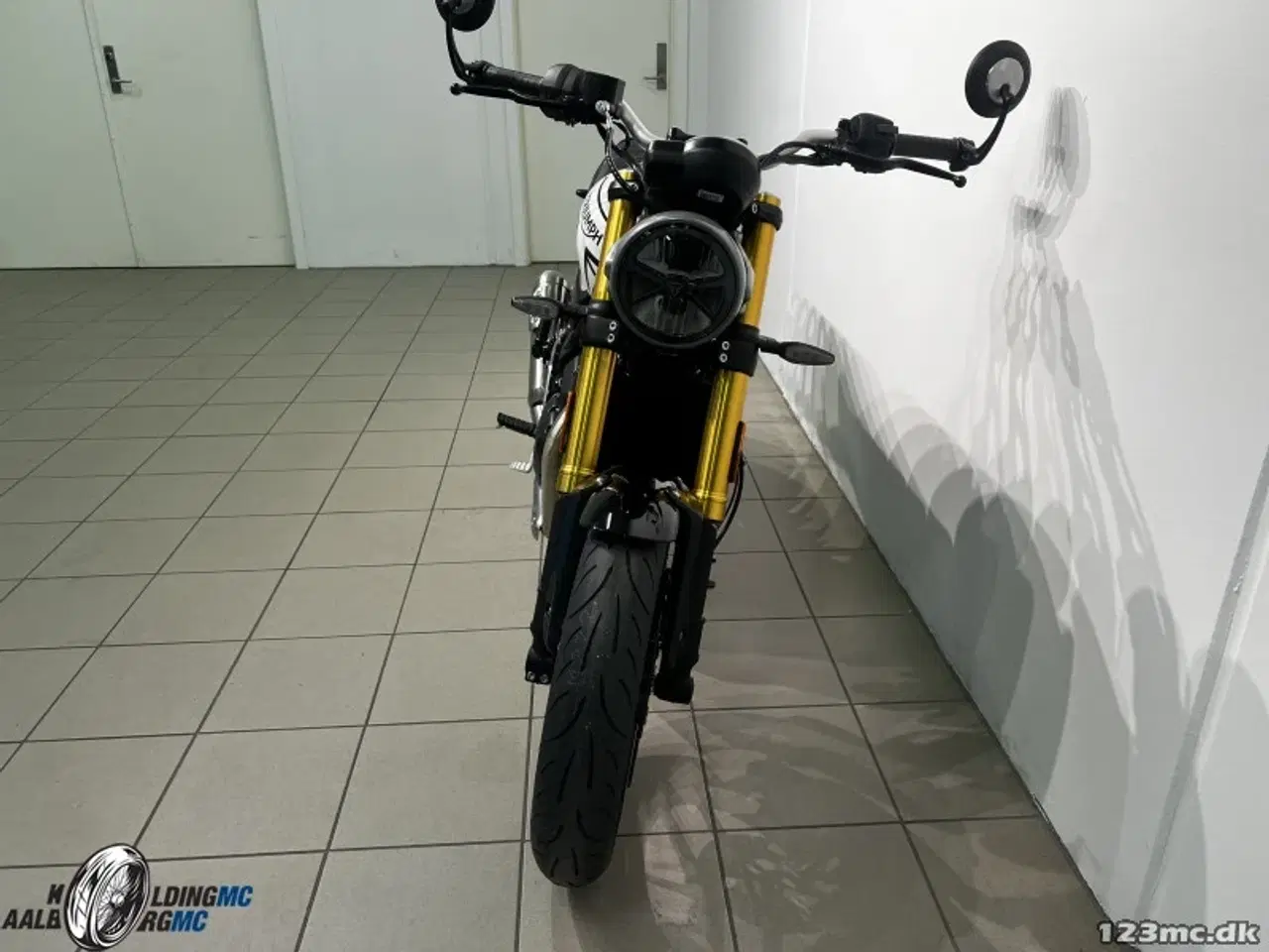 Billede 7 - Triumph Speed 400 WBPR Pearl Met White / Phantom Black