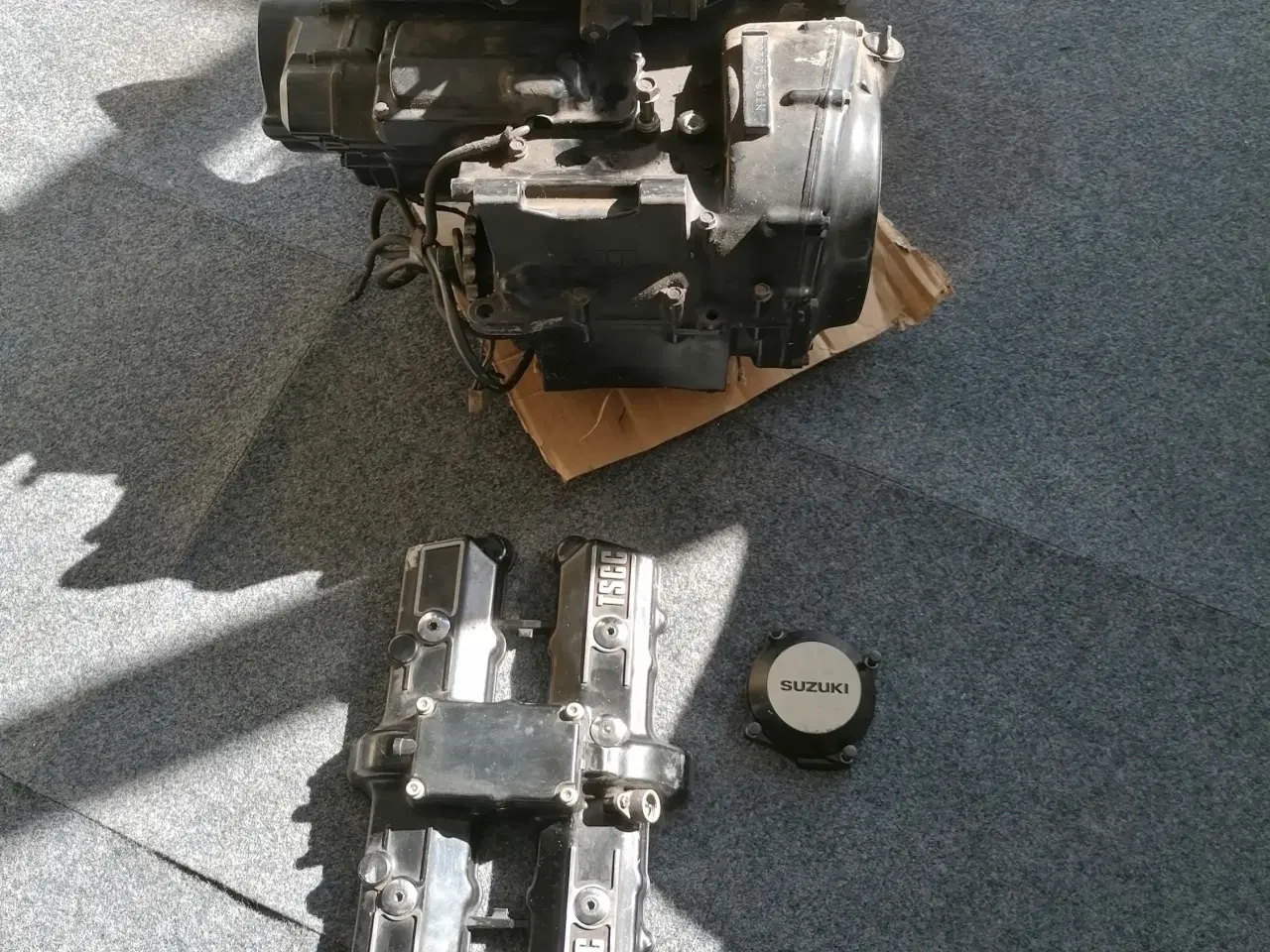 Billede 1 - Motor til Suzuki GXS 550 eb. årgang 84-87.