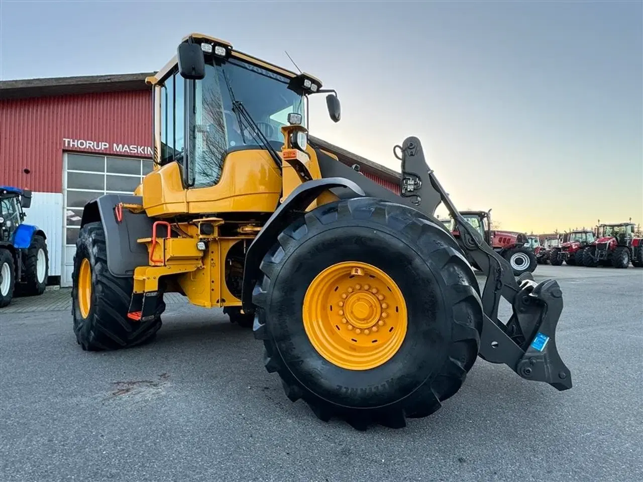 Billede 11 - Volvo L 90 H KUN 5500 TIMER OG NYE DÆK!