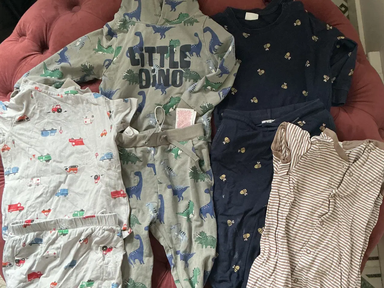 Billede 1 - Babytøj 1-2 år 