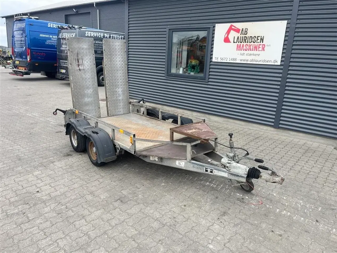 Billede 2 - Ifor Williams Model 4 lille maskintrailer med ramper.