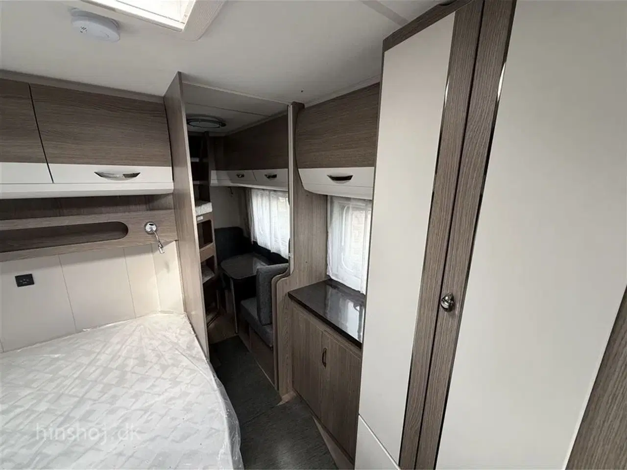 Billede 10 - 2023 - Hobby Prestige 650 KFU   Hobby 650 KFU model med Fransk seng og Køjer fra Hinshøj Caravan A/S