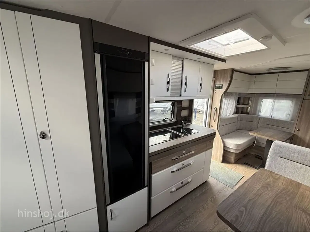 Billede 7 - 2024 - Hobby Excellent Edition 650 KMFe   Stor rummelig familievogn med 2 køjer fra Hinshøj Caravan