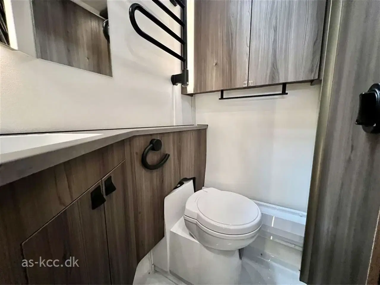Billede 18 - 2025 - Kabe Royal 520 XL KS