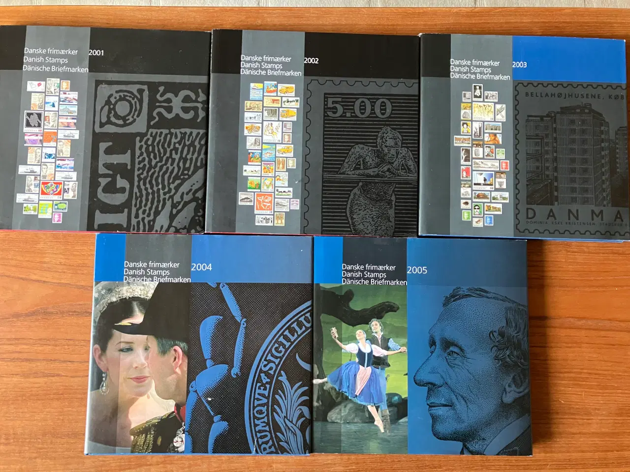 Billede 1 - Danmark årbøger 2001-2005 med postfriske frimærker