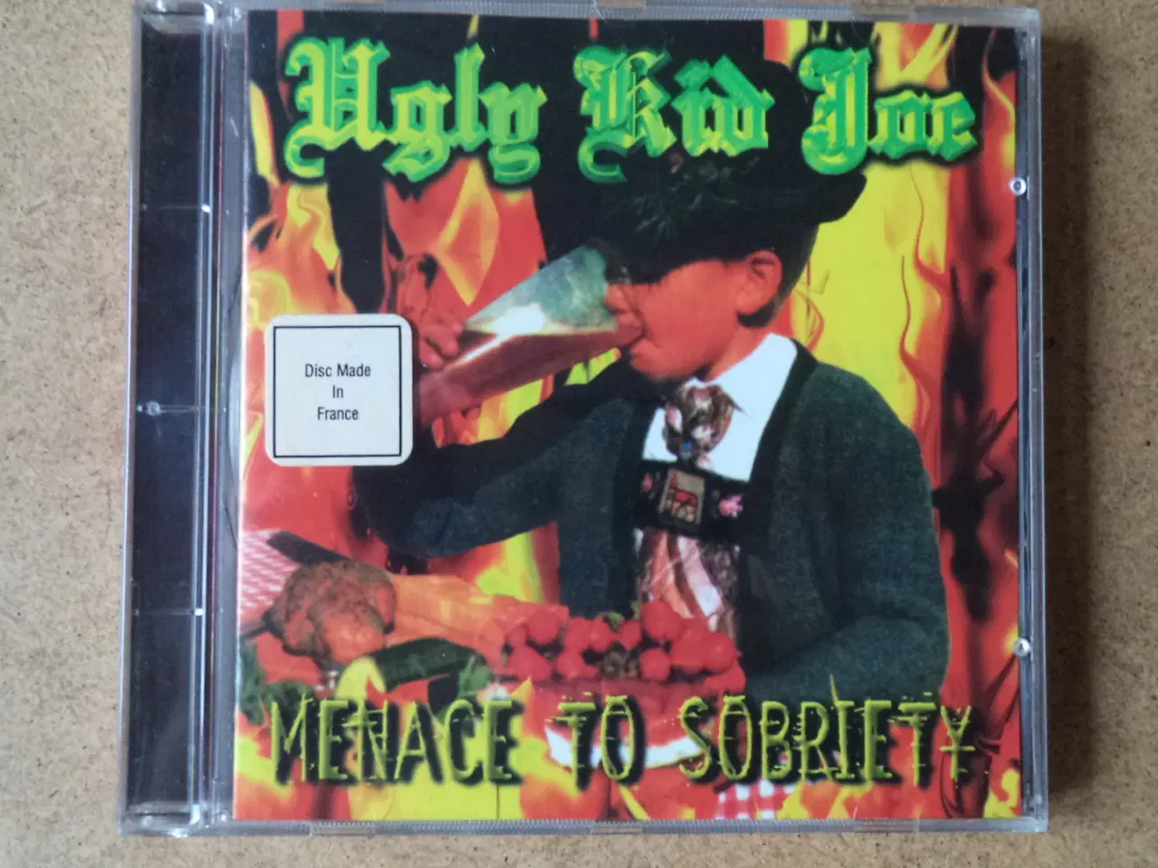 Billede 1 - Ugly Kid Joe ** Menace To Sobriety                