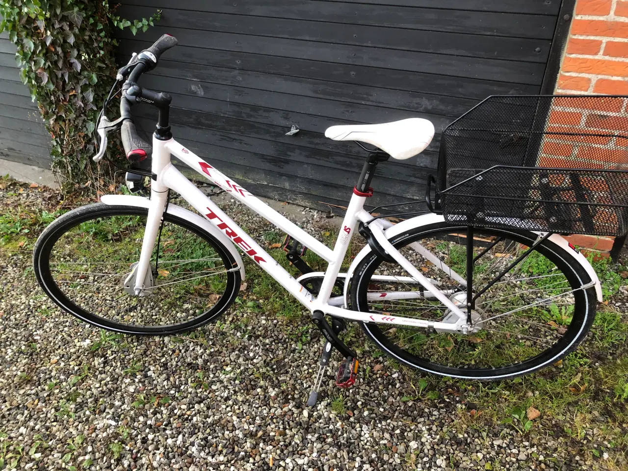 Billede 1 - Stort set ny cykel