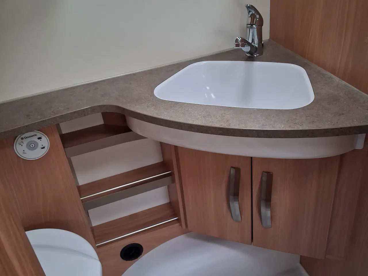 Billede 2 - Knaus på tur