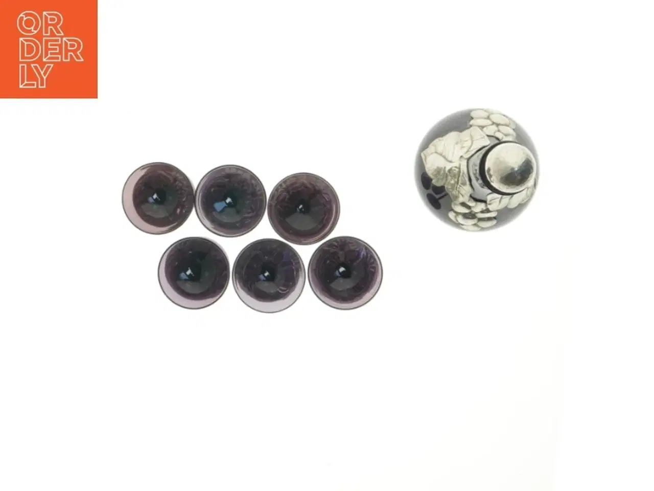 Billede 2 - Likørsæt med karaffel og 6 glas (str. 6 styk kopper. ø. 6 cm. længde, 8 cm. kanne. 27,5 cm)