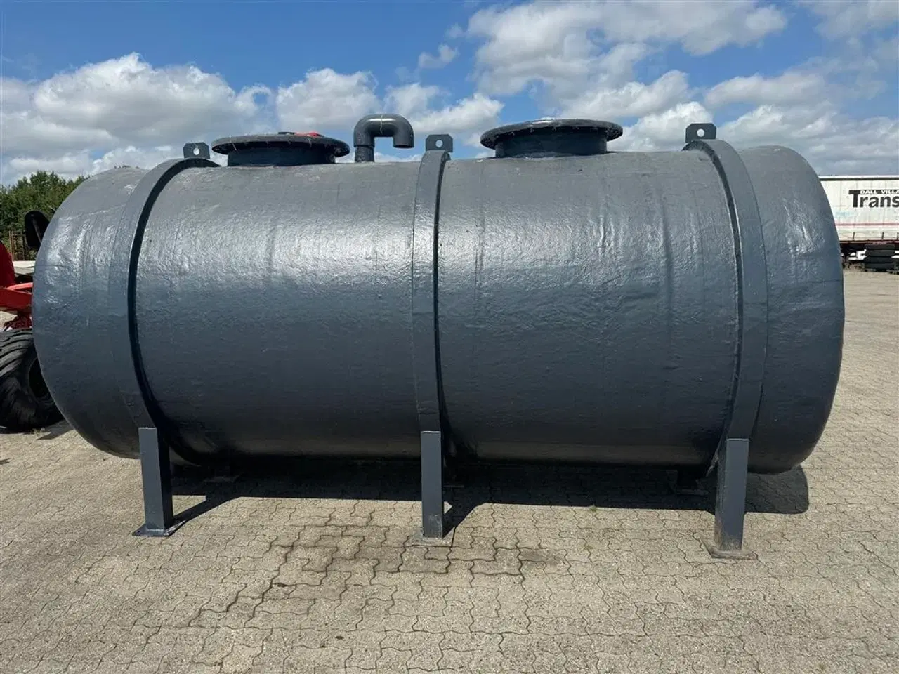 Billede 6 - Agrofyn Trailers 10000 liter glasfibertank