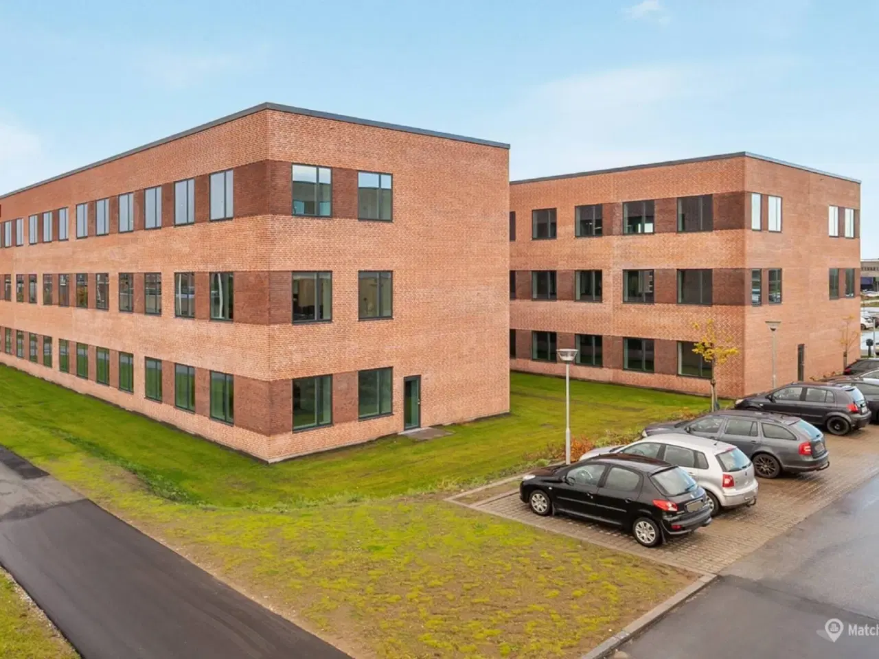 Billede 2 - Moderne og lyst lejemål i flot ejendom