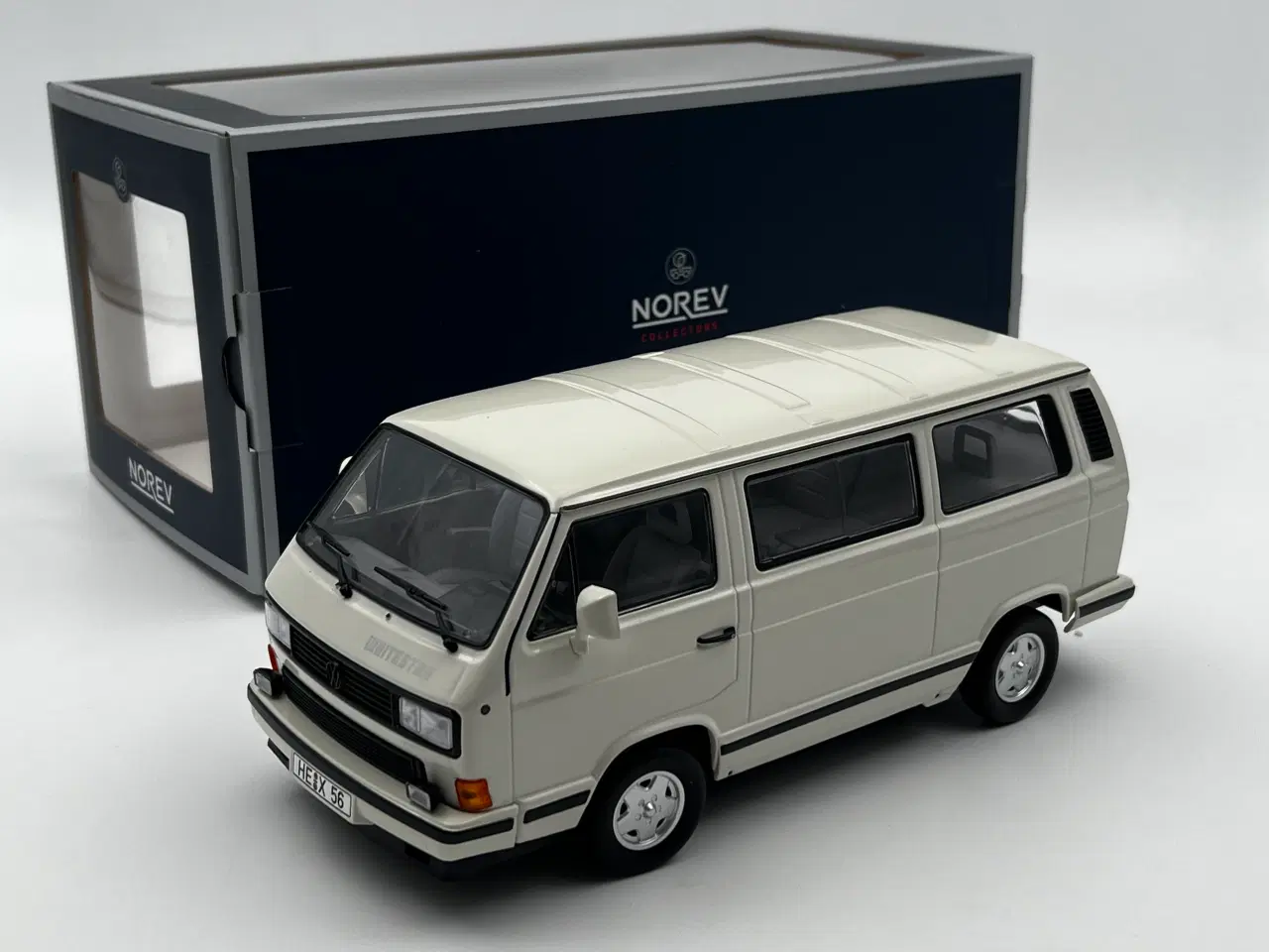 Billede 9 - 1990 VW T3 Whitestar / Multivan 1:18