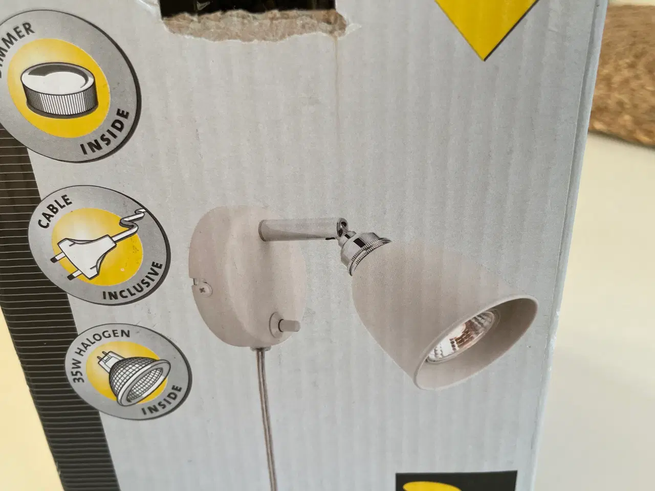 Billede 5 - Væglampen
