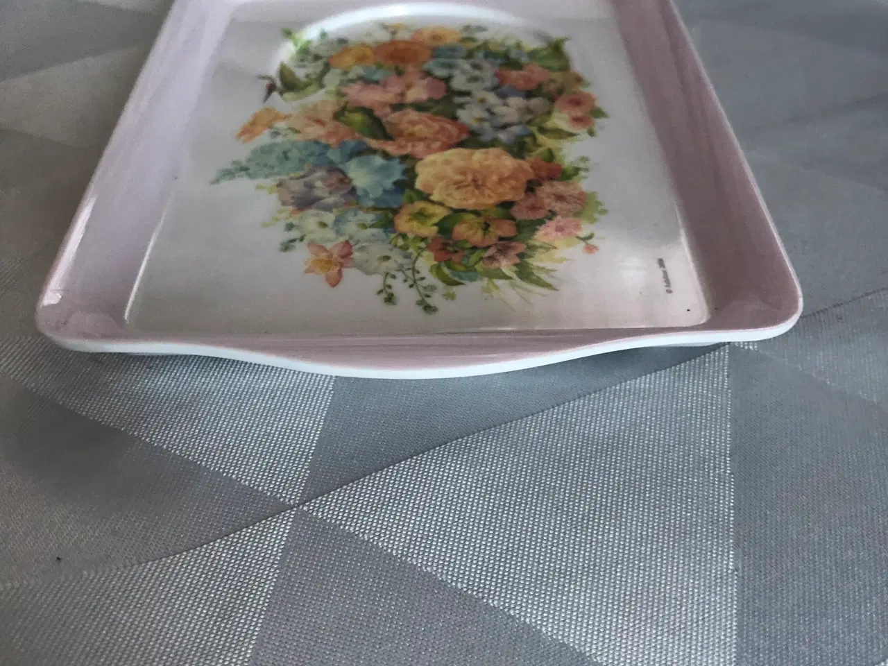 Billede 5 - Australsk lille bakke fra 2006 - design af Ashdene