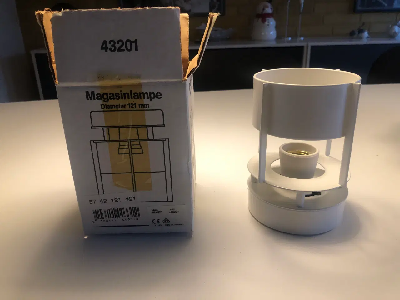 Billede 1 - Lampe aldrig brugt, har 2