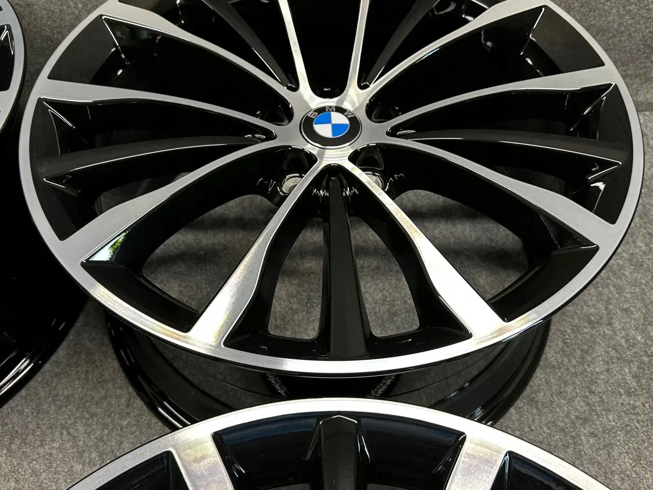 Billede 4 - BMW 5 G30 G31 663 8J og 9J x 19" 5x112