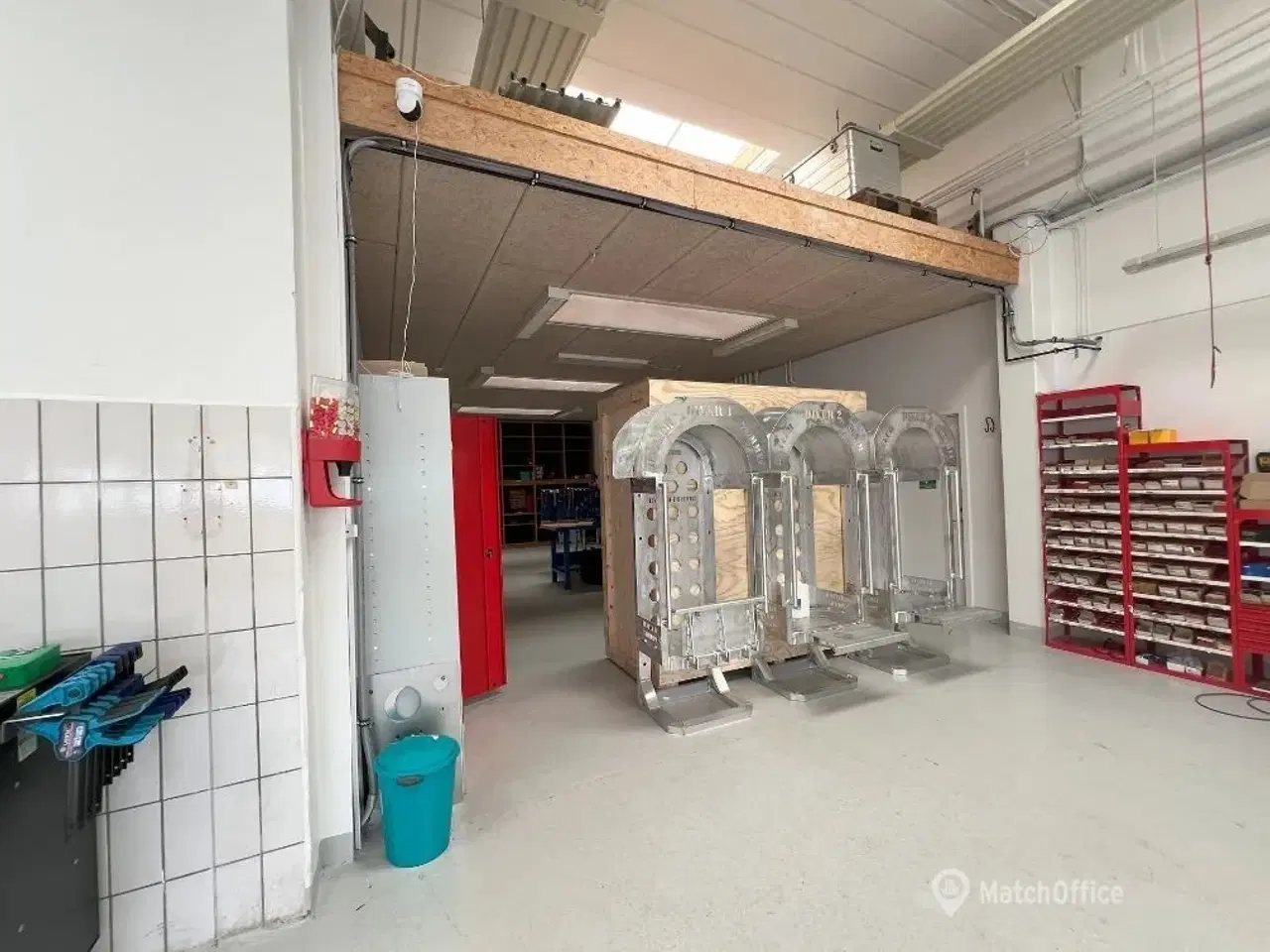 Billede 6 - Erhvervslejemål med 2 gode elporte - i alt ca. 280 kvm