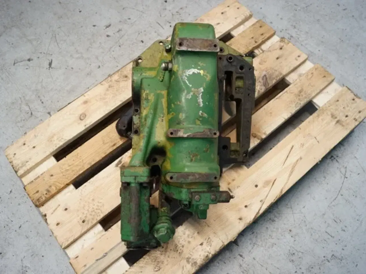 Billede 15 - John Deere 4040 Liftdæksel R58200