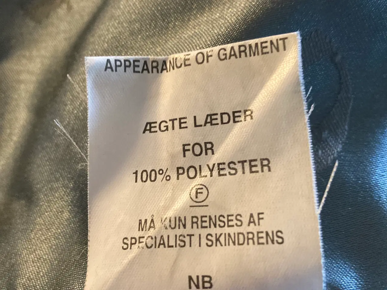 Billede 4 - Sort læderjakke sælges