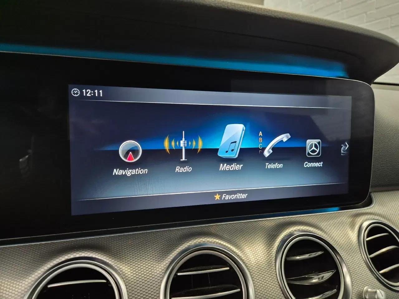 Billede 8 - Mercedes-Benz E220 d T 2,0 D Avantgarde 9G-Tronic 194HK Stc Aut.