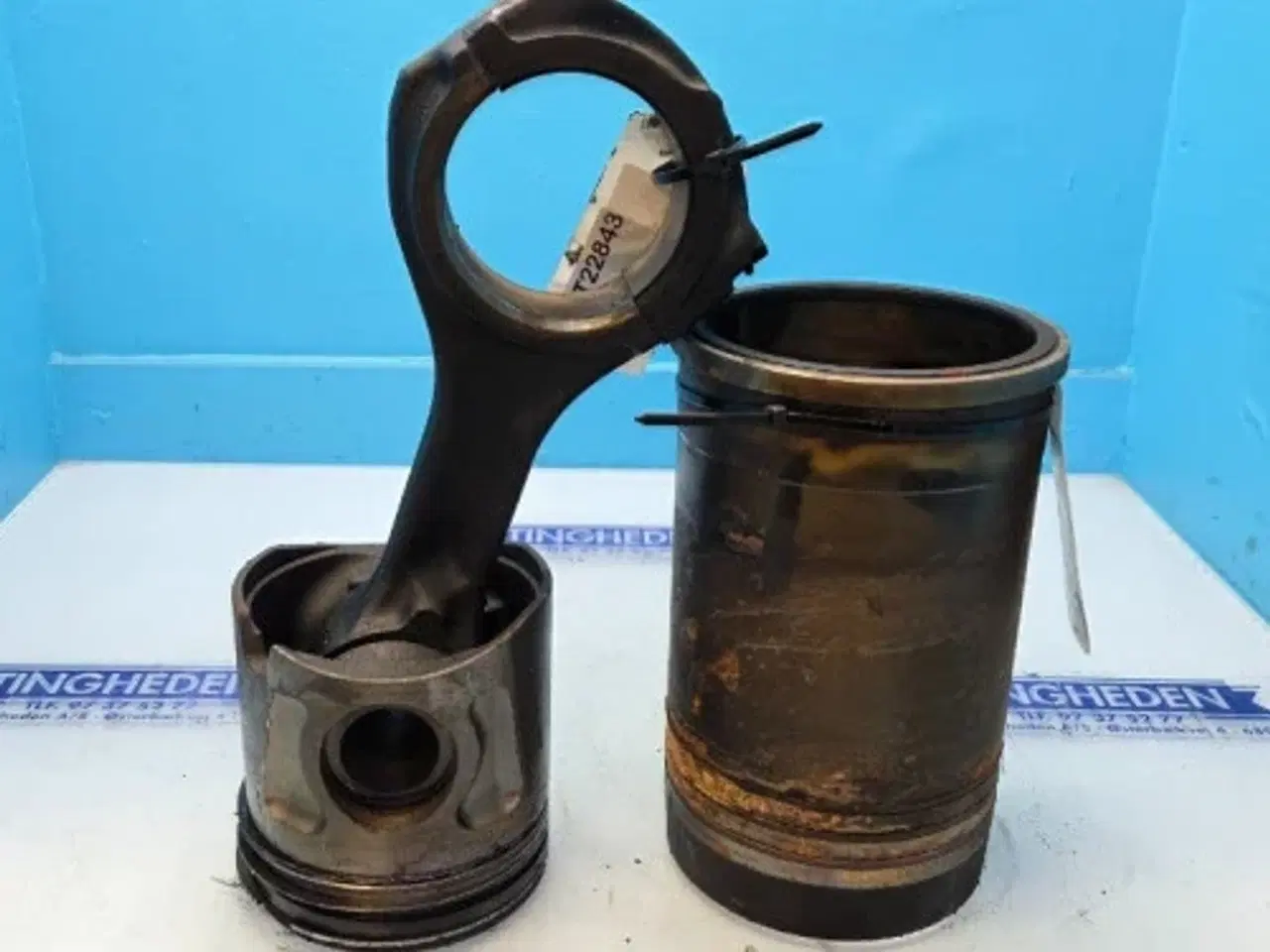 Billede 2 - Iveco Cursor13   Stempel Sæt  8094840 