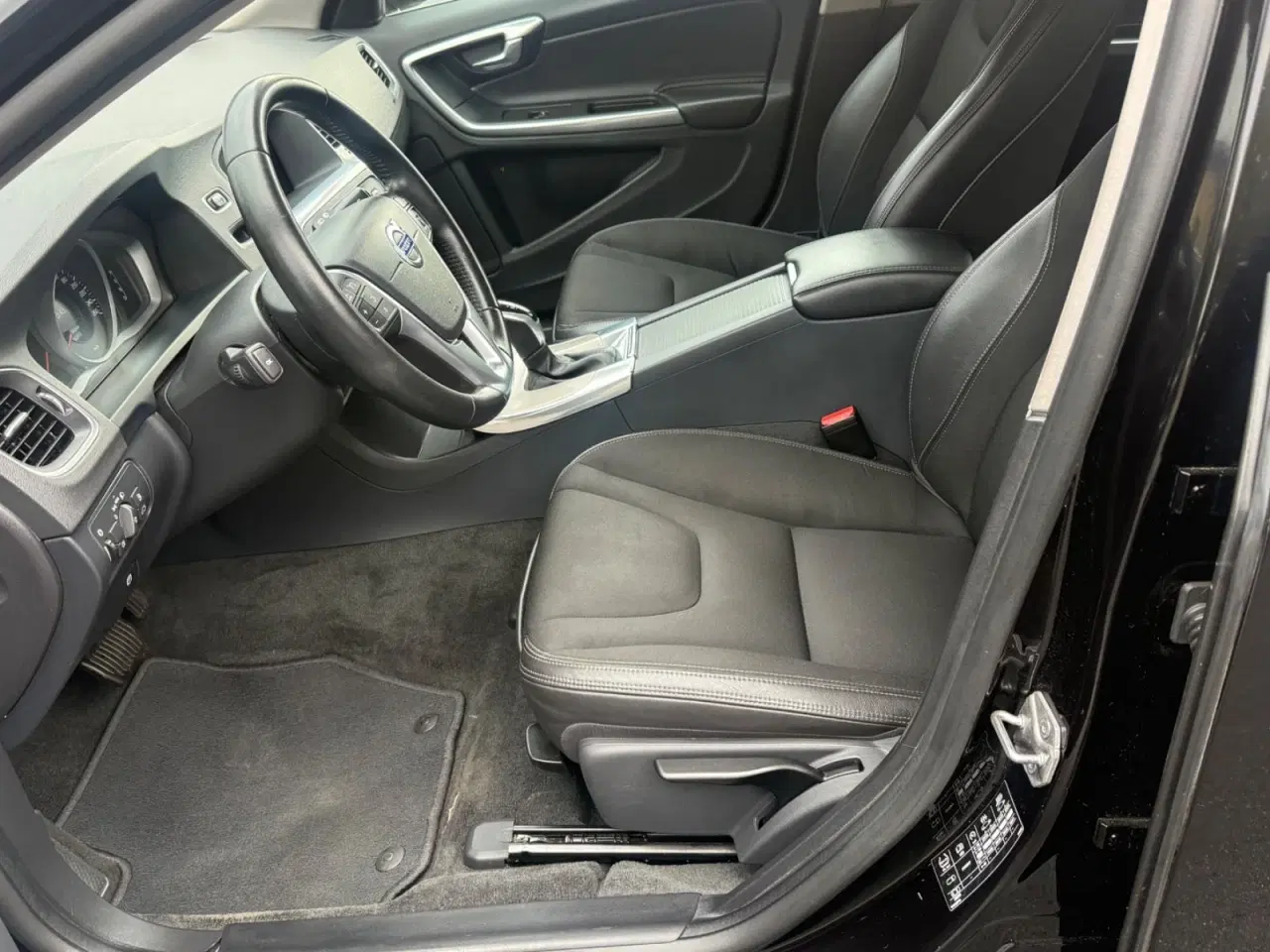Billede 8 - Volvo V60 2,0 D3 150 Momentum aut.