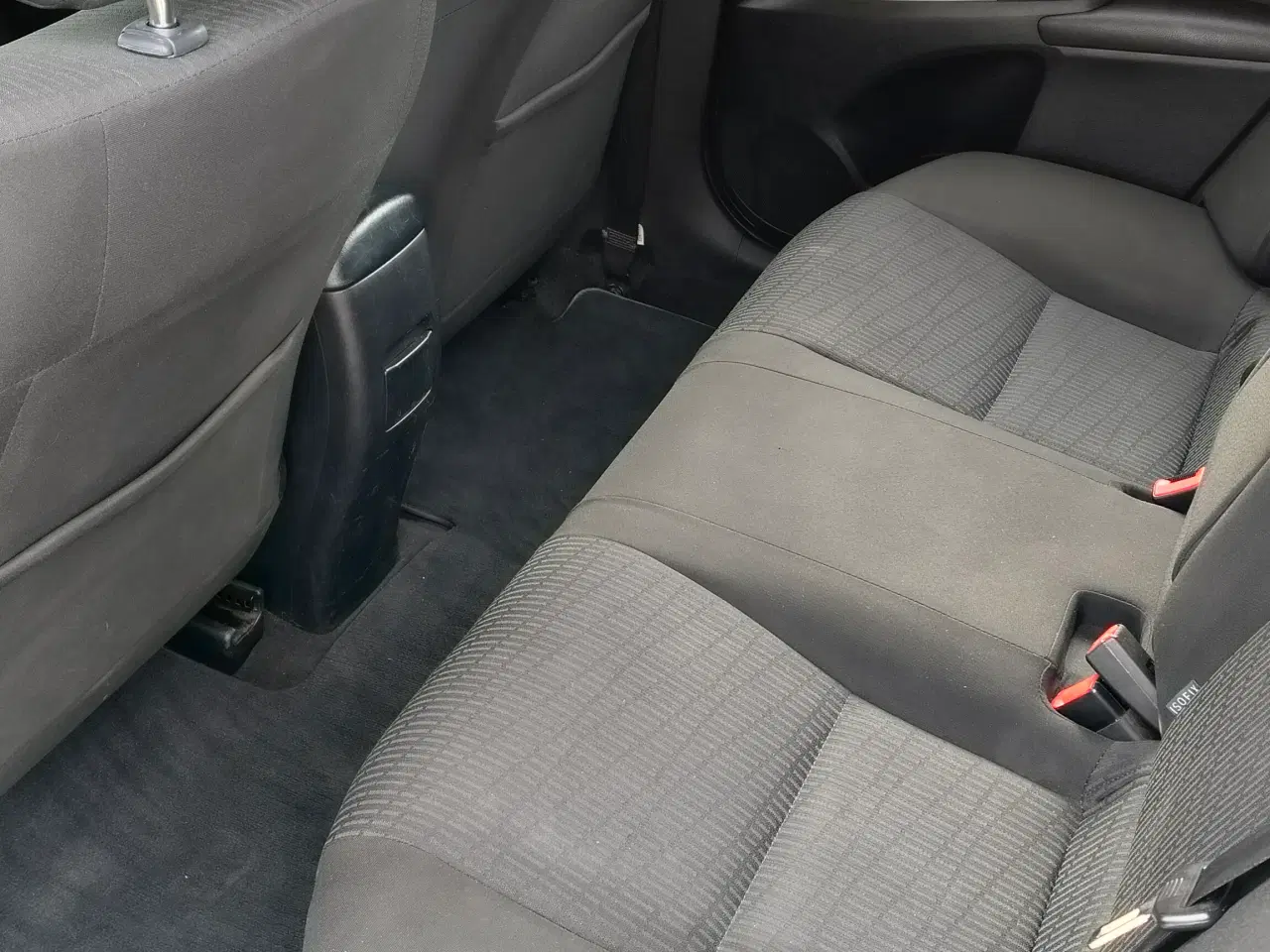 Billede 8 - Toyota Avensis 1.8 årg 2010