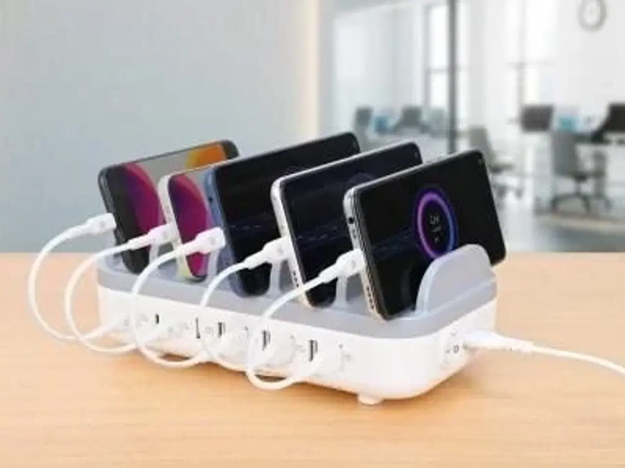 Billede 6 - USB opladerstation – Manhattan, 10 porte (3x USB-C op til 18 W PD + 7x USB-A op til 12 W), 120 W, hvid/grå