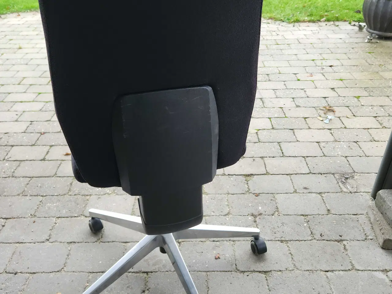 Billede 4 - Kontorstol med høj ryg