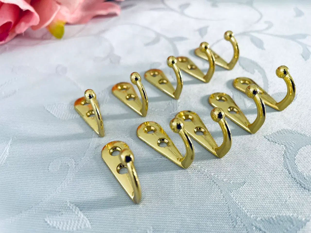 Billede 9 - Små Knager i god stand 