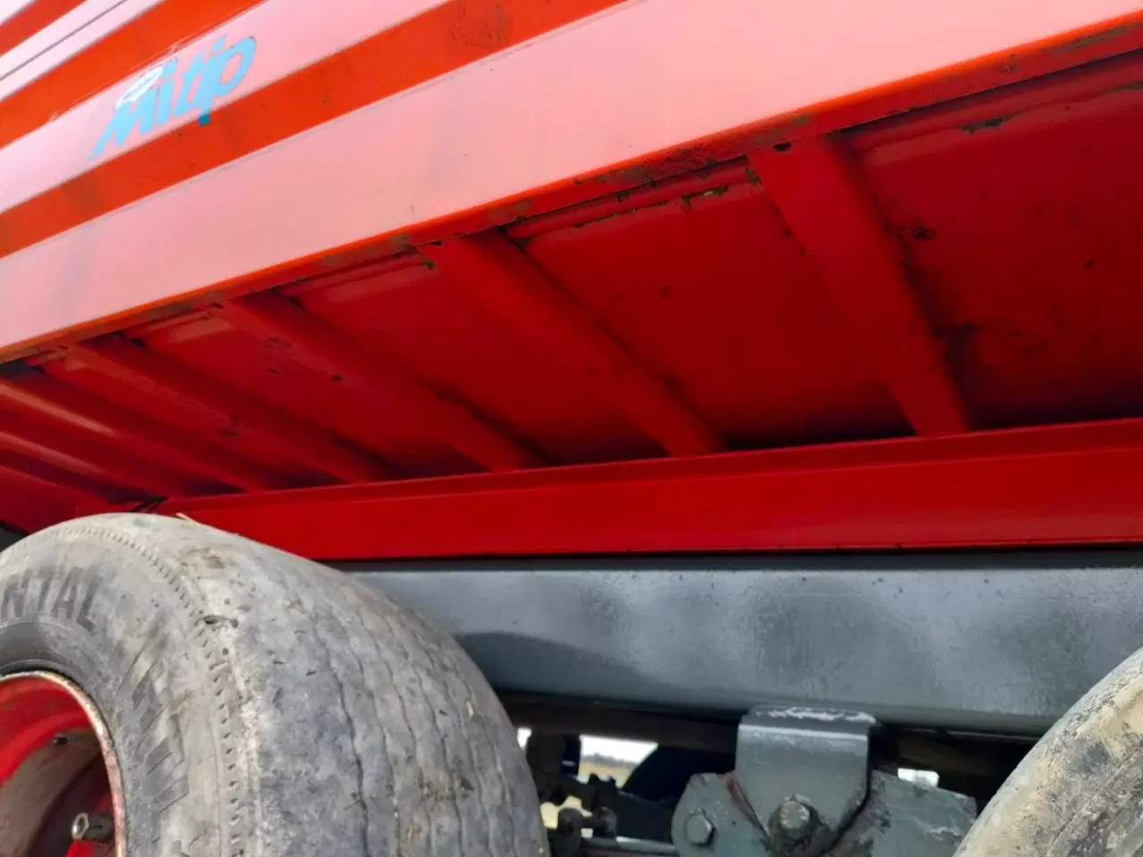 Billede 9 - Mi farmer 14 tons årg. 2005