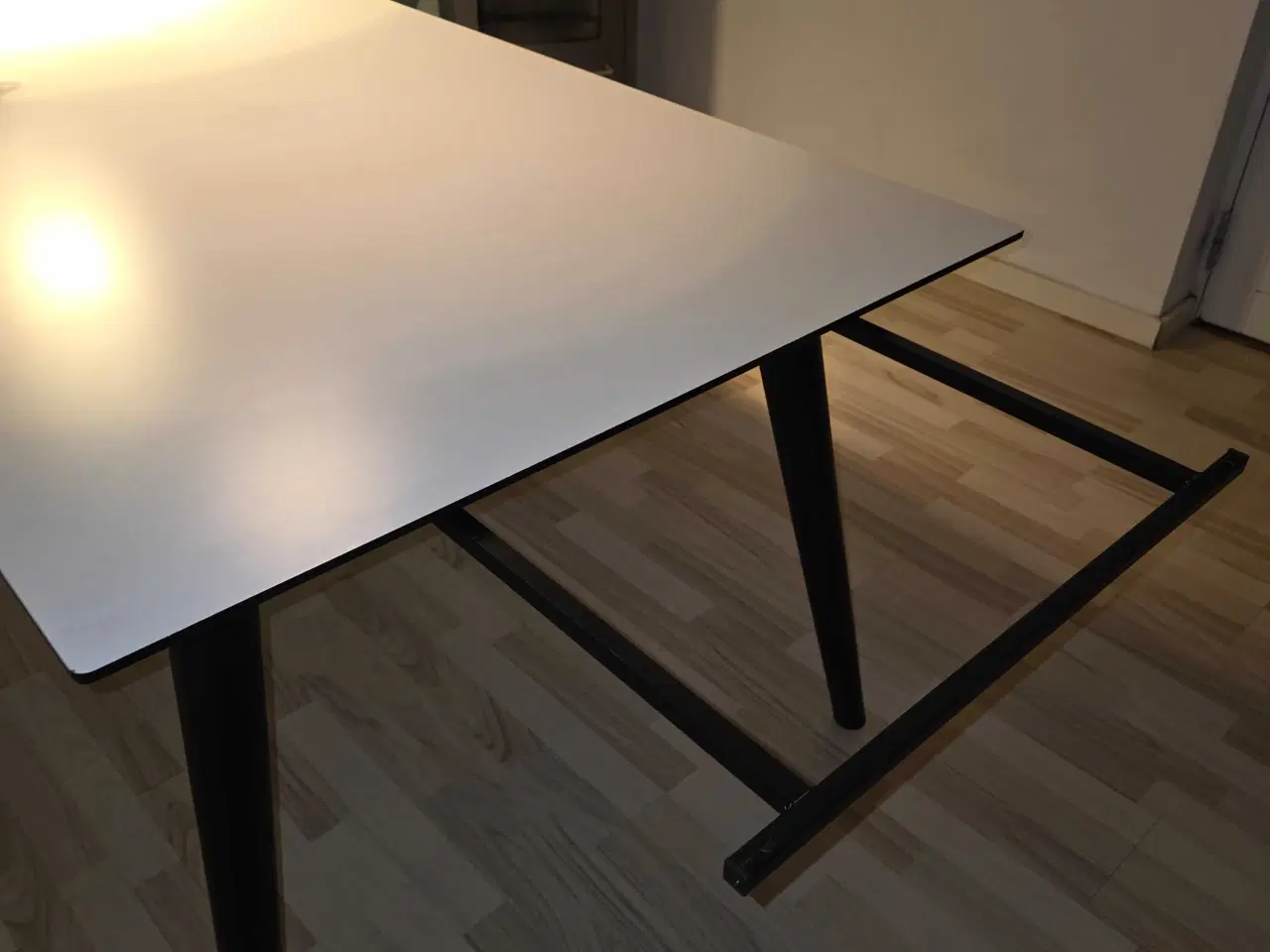 Billede 2 - Godt spisebord med god plads