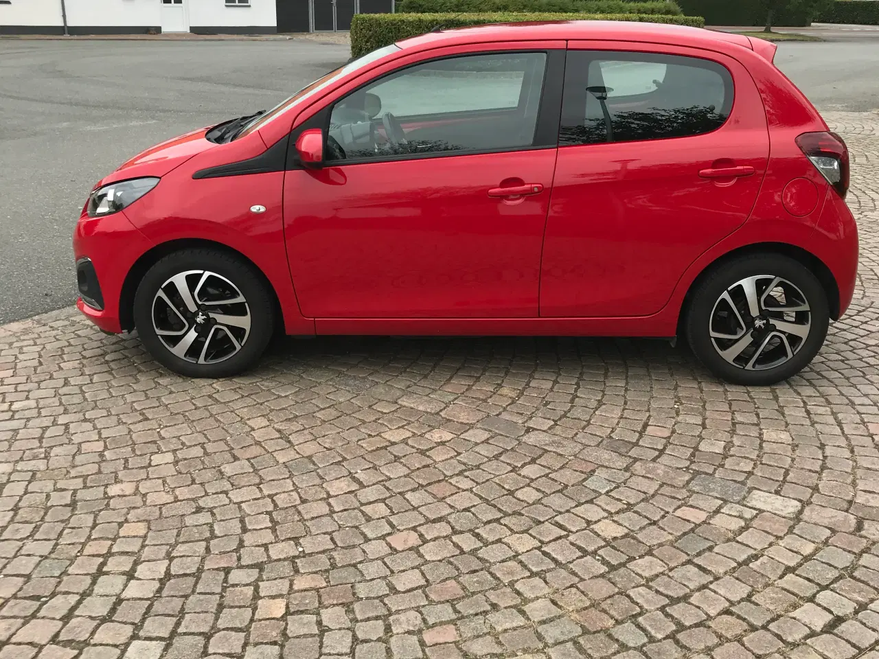Billede 5 - Velholdt Peugeot 108 - årg. 2019