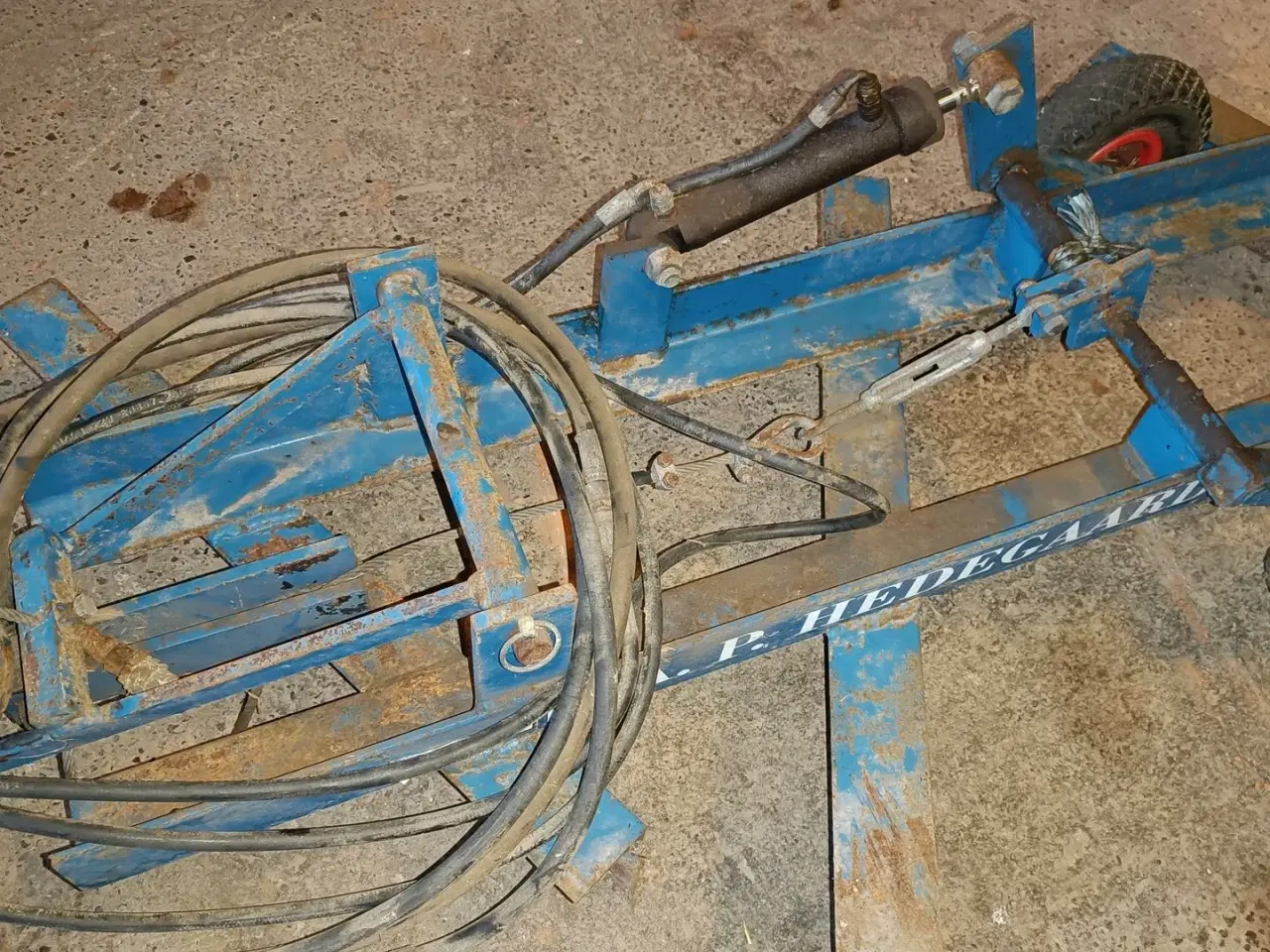 Billede 4 - - - - Vejhøvl ca. 1 meter bred og ca. 2,2 meter lang