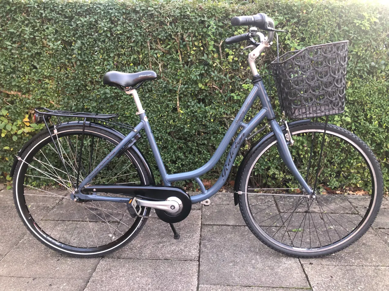 Billede 1 - Billig RALEIGH dame/junior cykel.