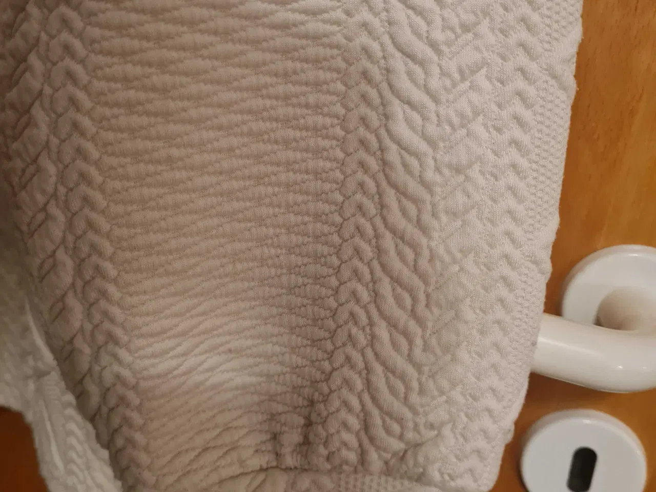 Billede 4 - Hoodie str M 46-48 Only Carmakoma 