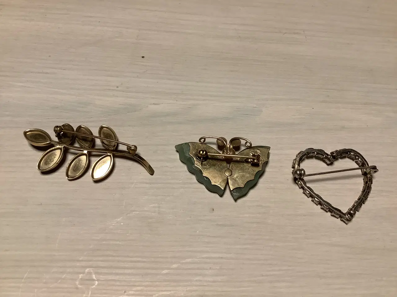 Billede 2 - 3 stk forskellige brocher