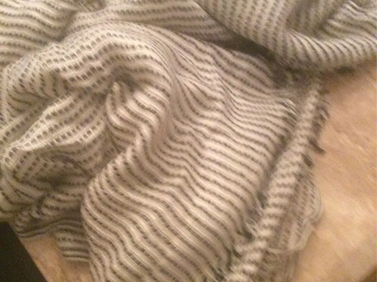 Billede 2 - Hyggeligt tørklæde
