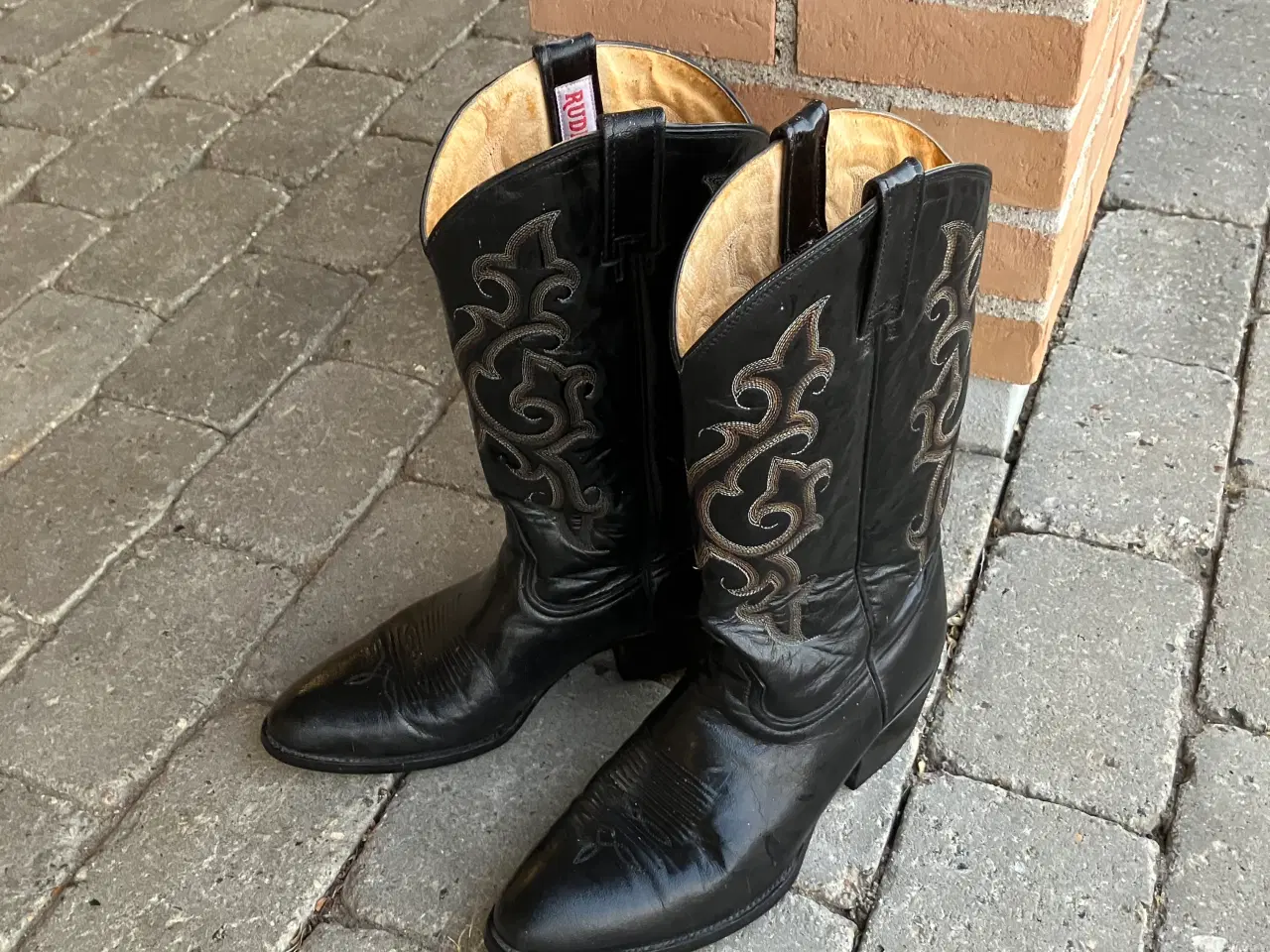 Billede 1 - Støvler str. 45 sort læder