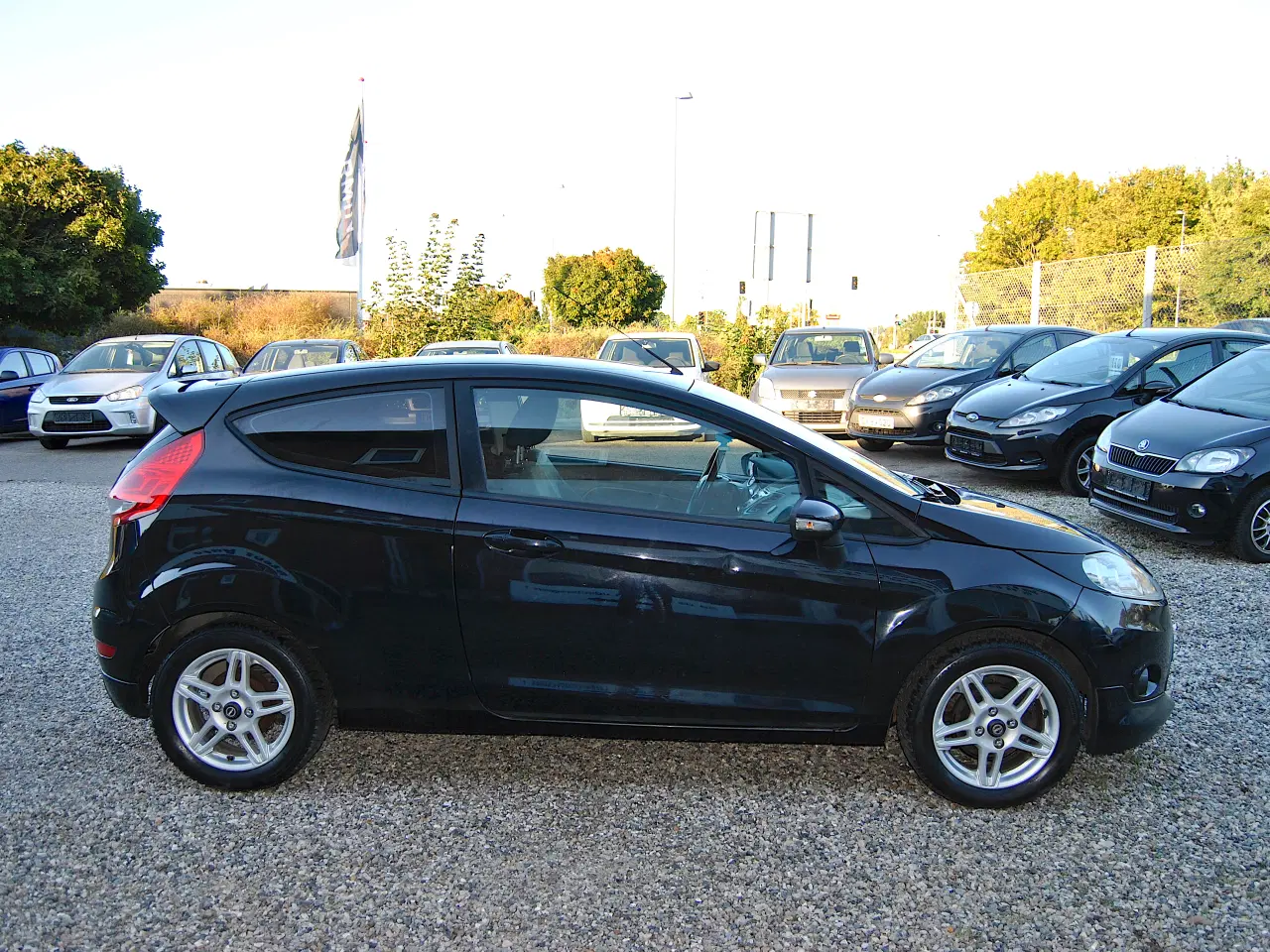 Billede 2 - Ford Fiesta Nysyn BILLIG