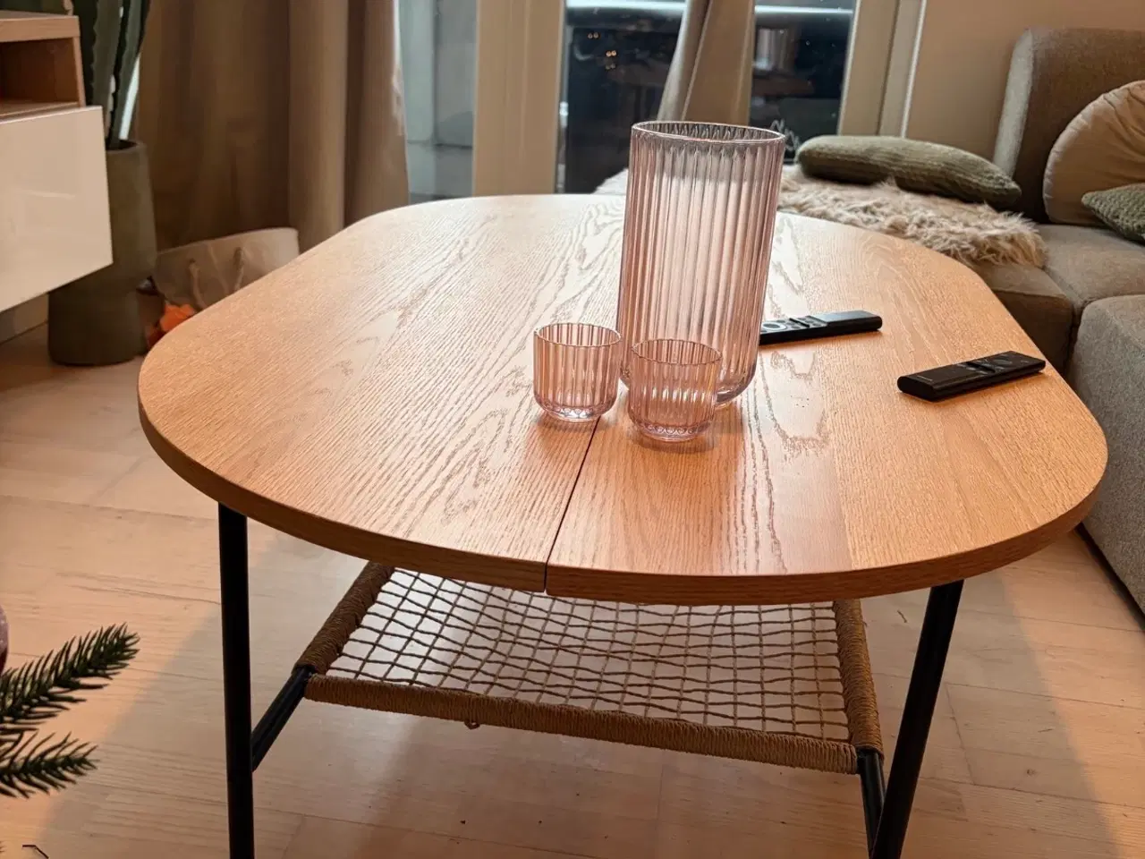 Billede 2 - Sofabord med trælook 