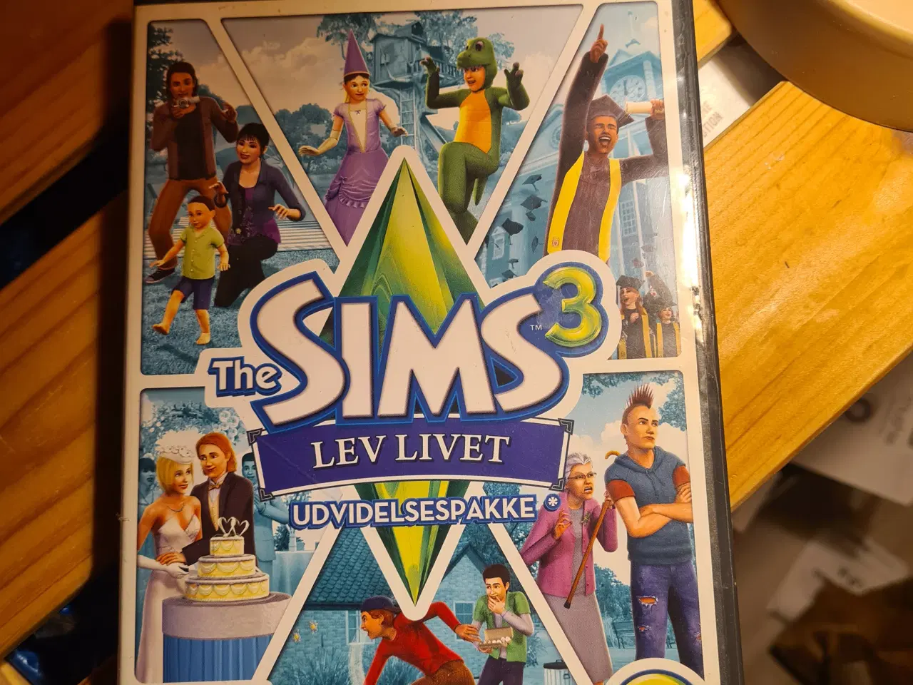 Billede 4 - Sims 3 spil