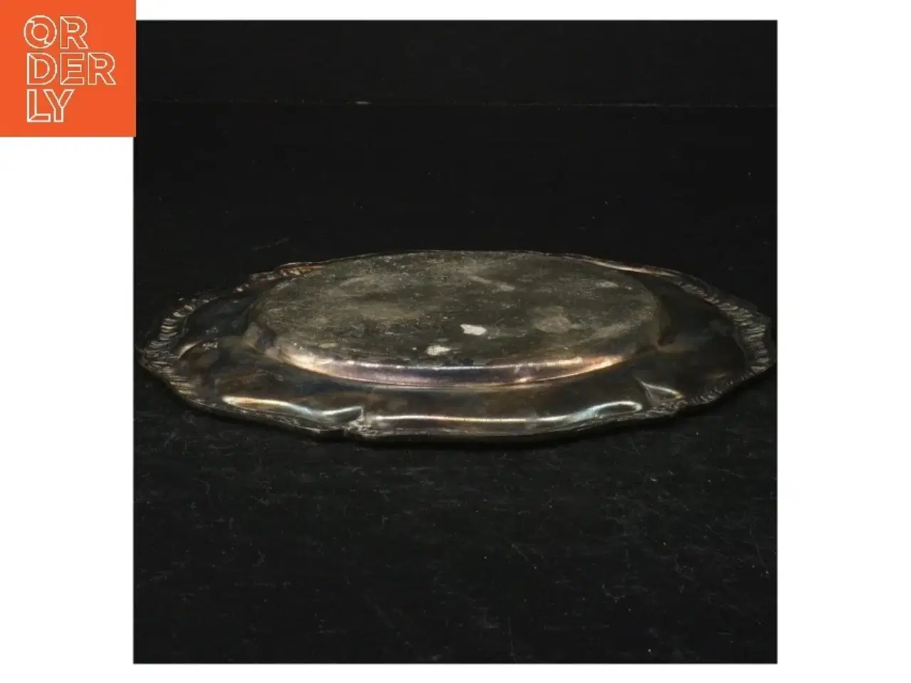 Billede 2 - Sølvfarvet bakke (str. Ø. 17 cm)